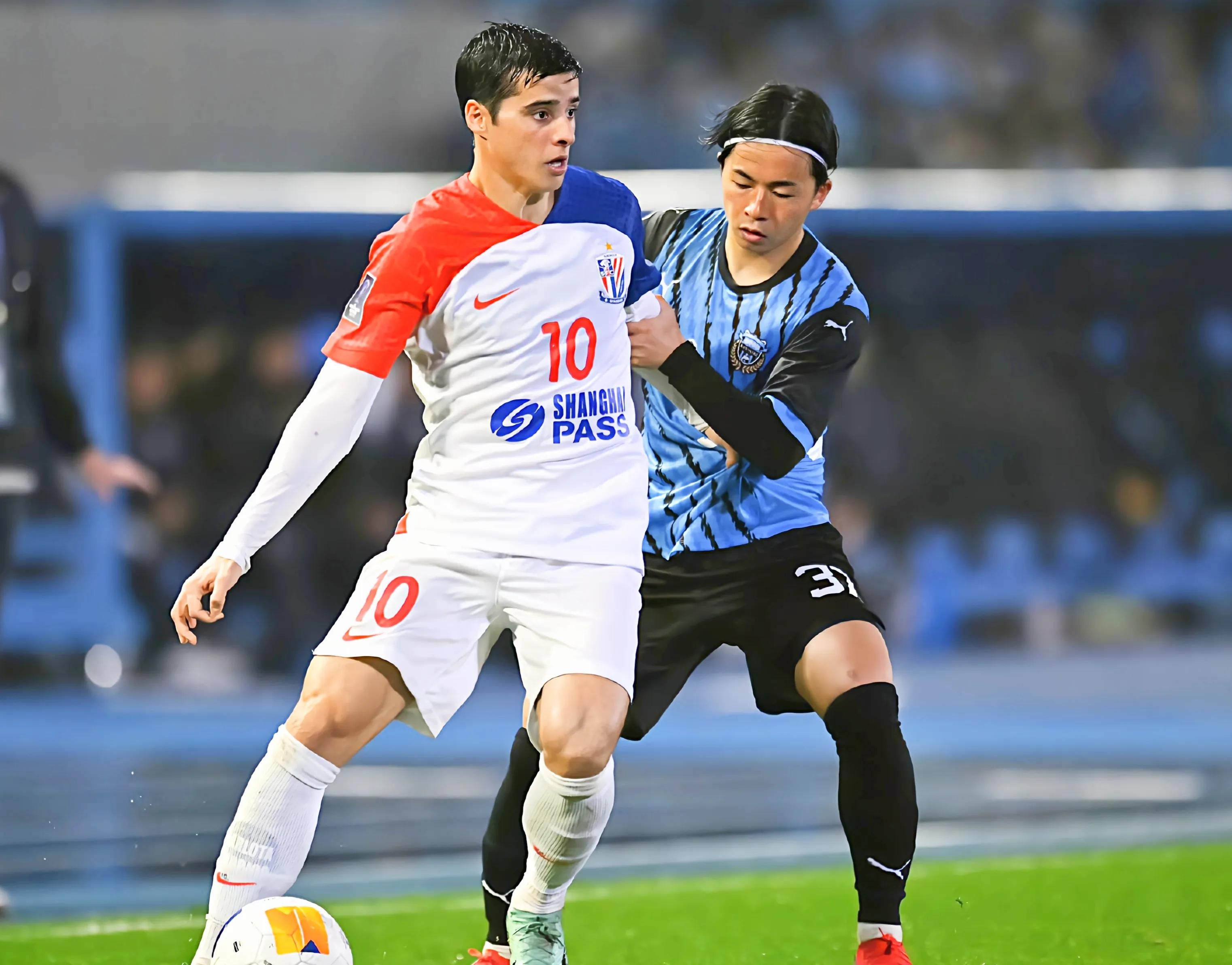 Leyu-上海申花训练开放日，转会期造点机会引欢呼，欧篮联在即，年轻球员得到机会的简单介绍-Leyu